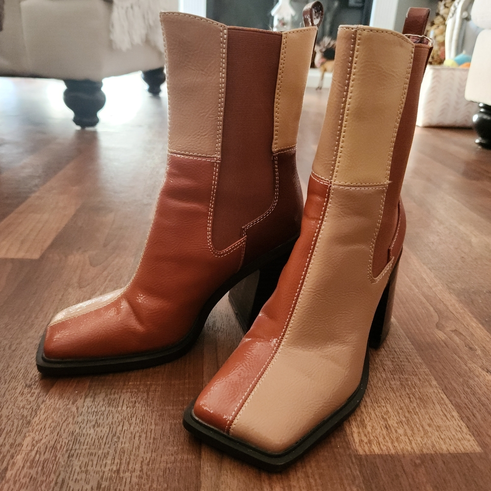 Beautiful Cuircus by Sam Edelman Multicolor Heeled Boots.New Without Tags.